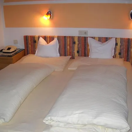 Gastehaus Bergland-garni Konukevi 3*