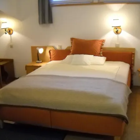 Gastehaus Bergland-garni Konukevi Axams